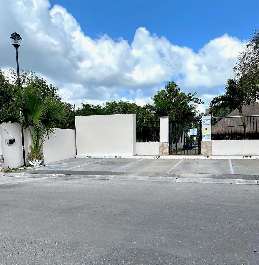Bellisimo Apartamento Privada Ibiza Pool Parking Playa del Carmen Apartment